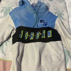 Jordan hoodie,green&blue,medium woman or men
